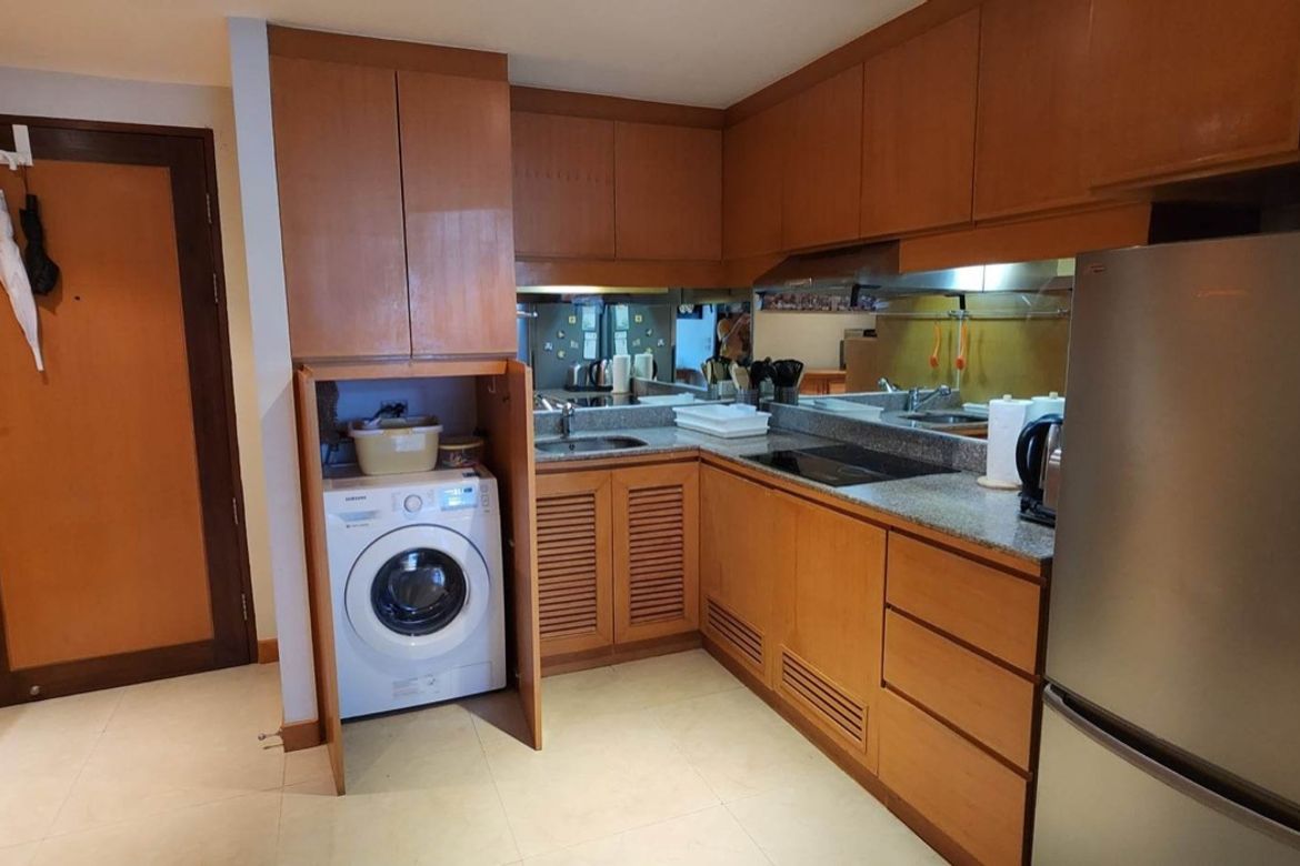 2 bed unit for sale in Chang Klan area