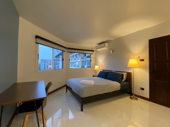 2 bed newly renovated unit for sale in Muang Chiang Mai-P-PCS865