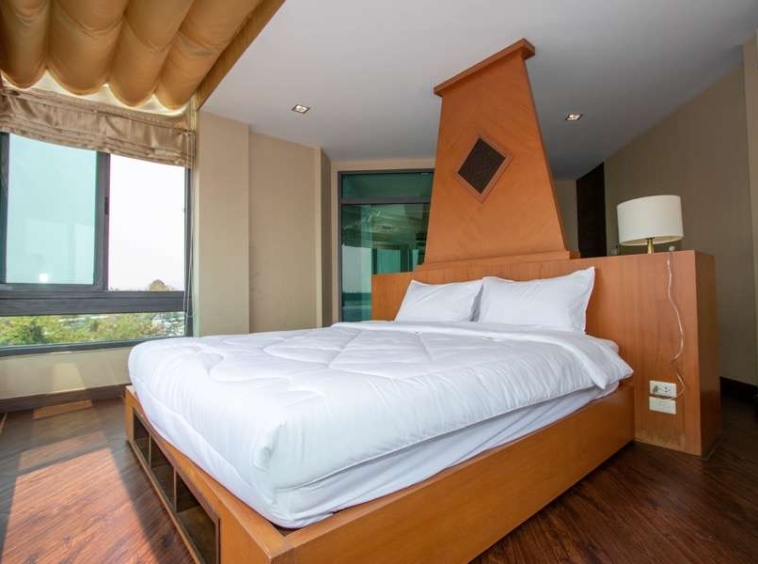 A penthouse at Himma Garden Condo - is this what you are looking for?-PH-HM004