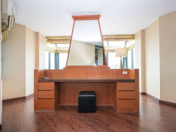 A penthouse at Himma Garden Condo - is this what you are looking for?-PH-HM004