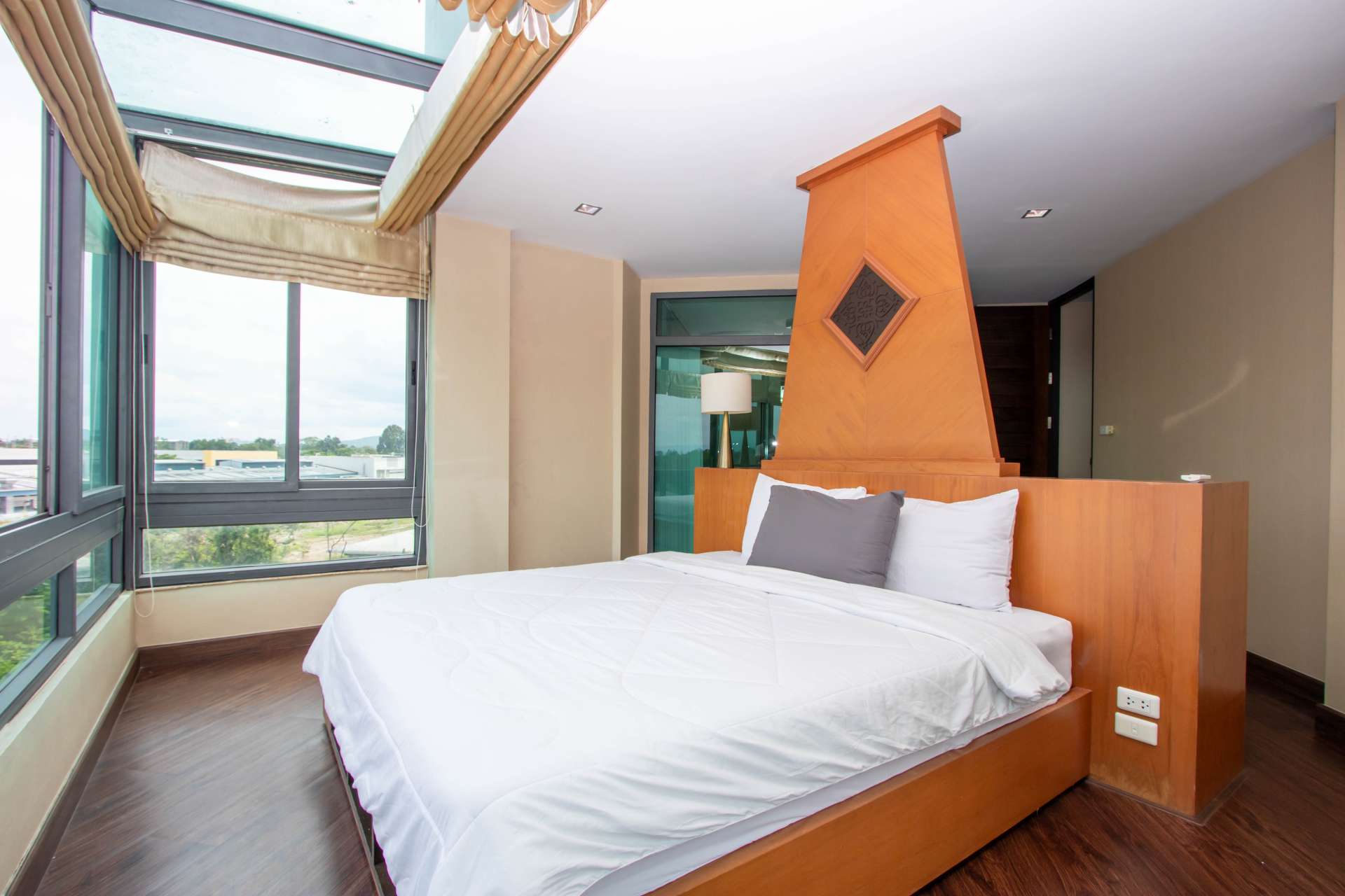 A penthouse at Himma Garden Condo - is this what you are looking for?-PH-HM004