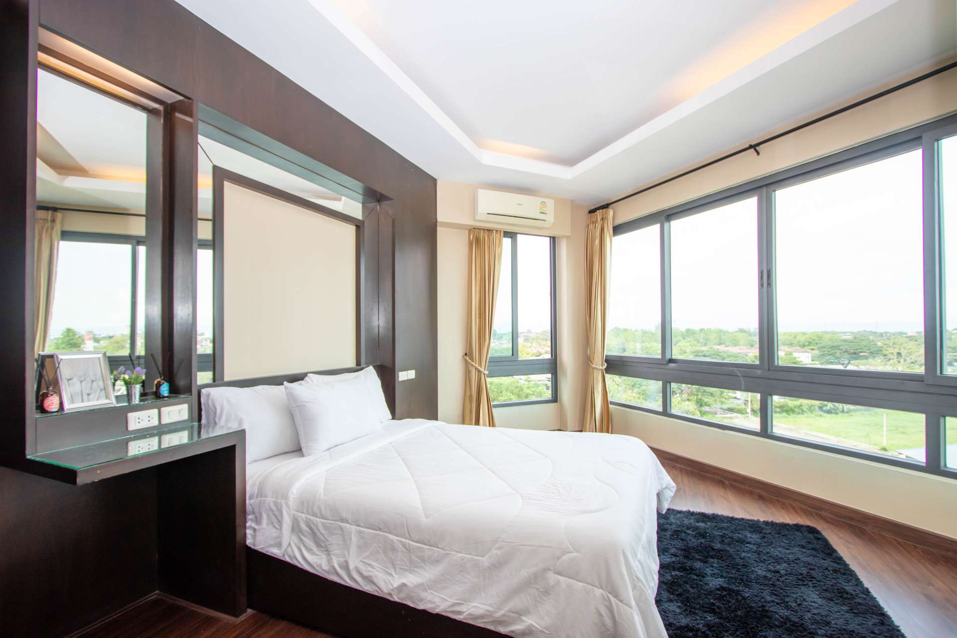 A penthouse at Himma Garden Condo - is this what you are looking for?-PH-HM004