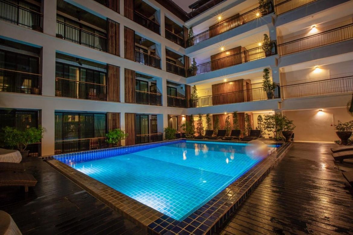 Hotel with pool for sale in Muang Chiang Mai-P-PCCS641