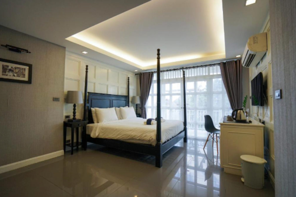 12 rooms hotel for sale in Muang Chiang Mai-P-PCCS926