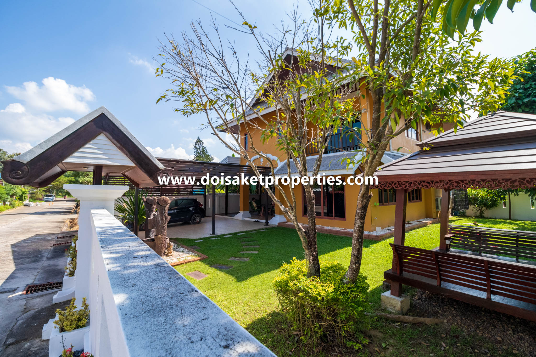 Doi Saket-DSP-(HS327-02) Lovely 2-Bedroom Home with Pretty Grounds in a Great Location for Sale in Choeng Doi