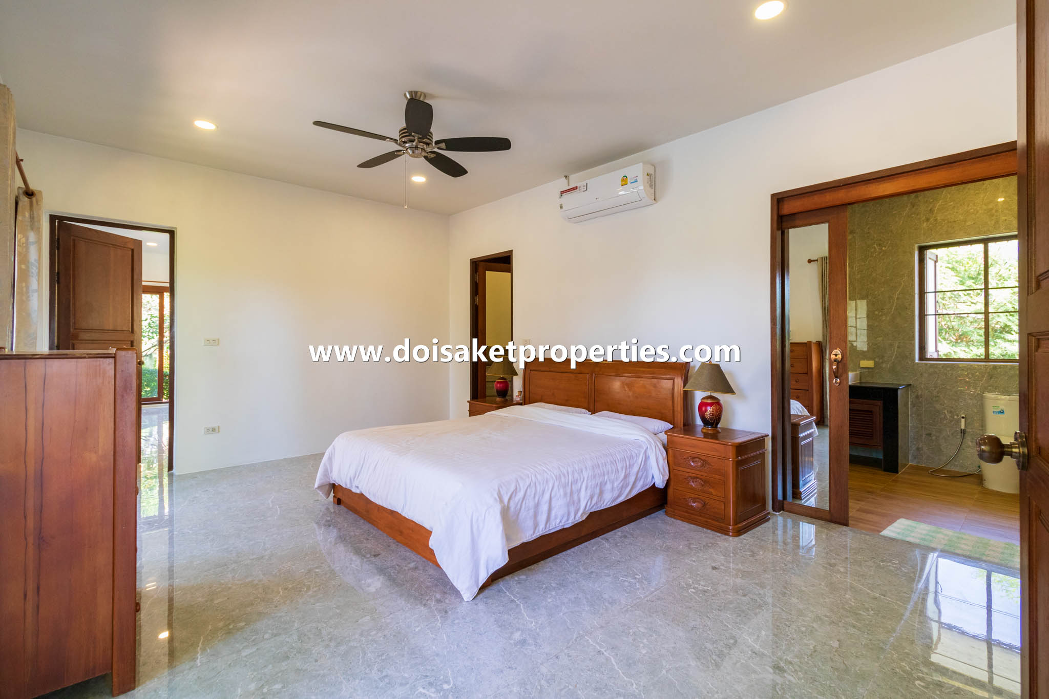 Doi Saket-DSP-(HS330-04) Large and Beautiful Resort-Style Home with Swimming Pool for Sale in Doi Saket