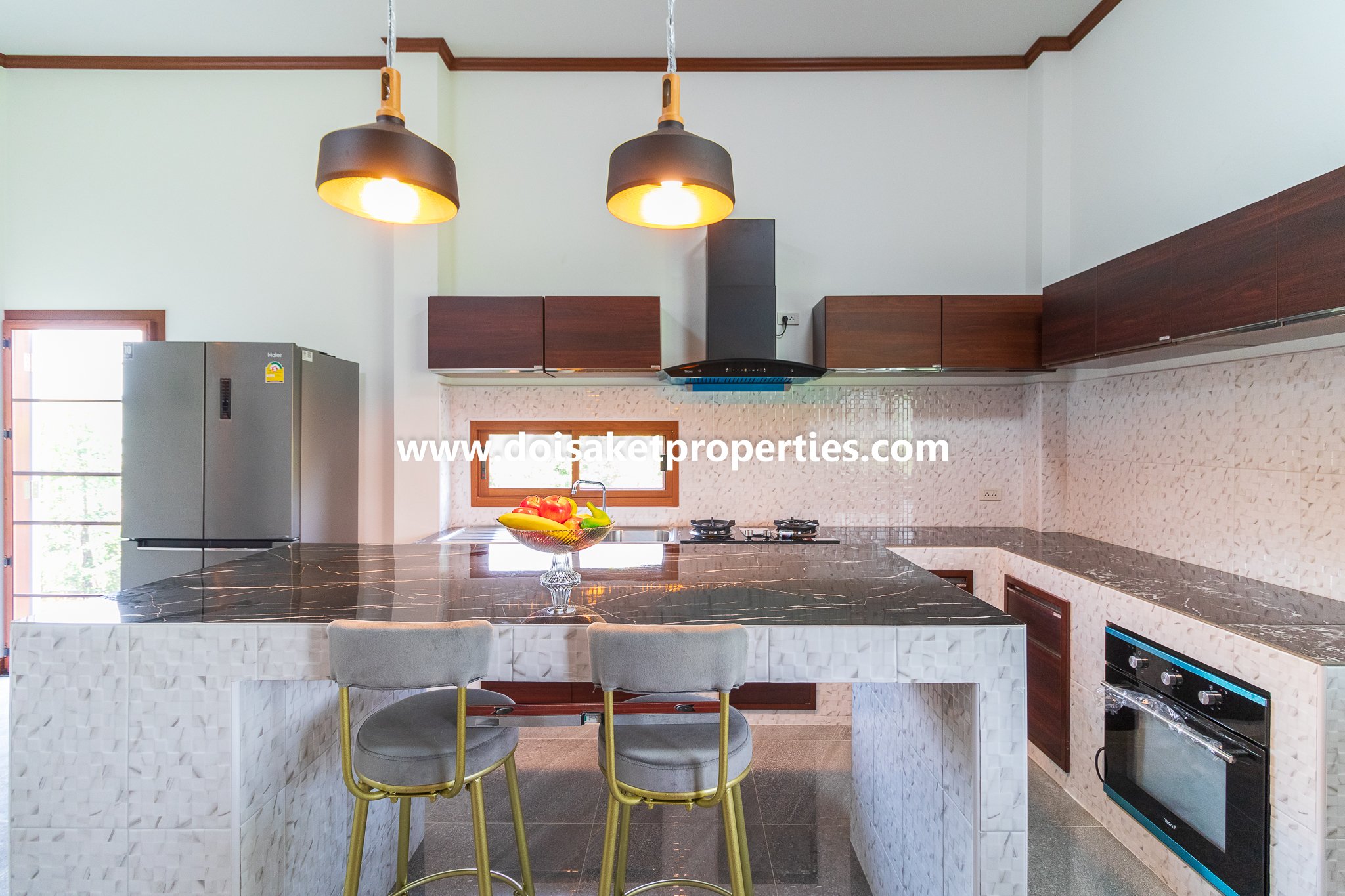 Doi Saket-DSP-(HS347-04) New Modern-Style Home with Swimming Pool and Views for Sale in Choeng Doi