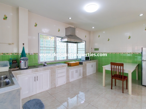 Doi Saket-DSP-(HS349-03) 3-Bedroom Family Home with Swimming Pool for Sale in Talat Kwan