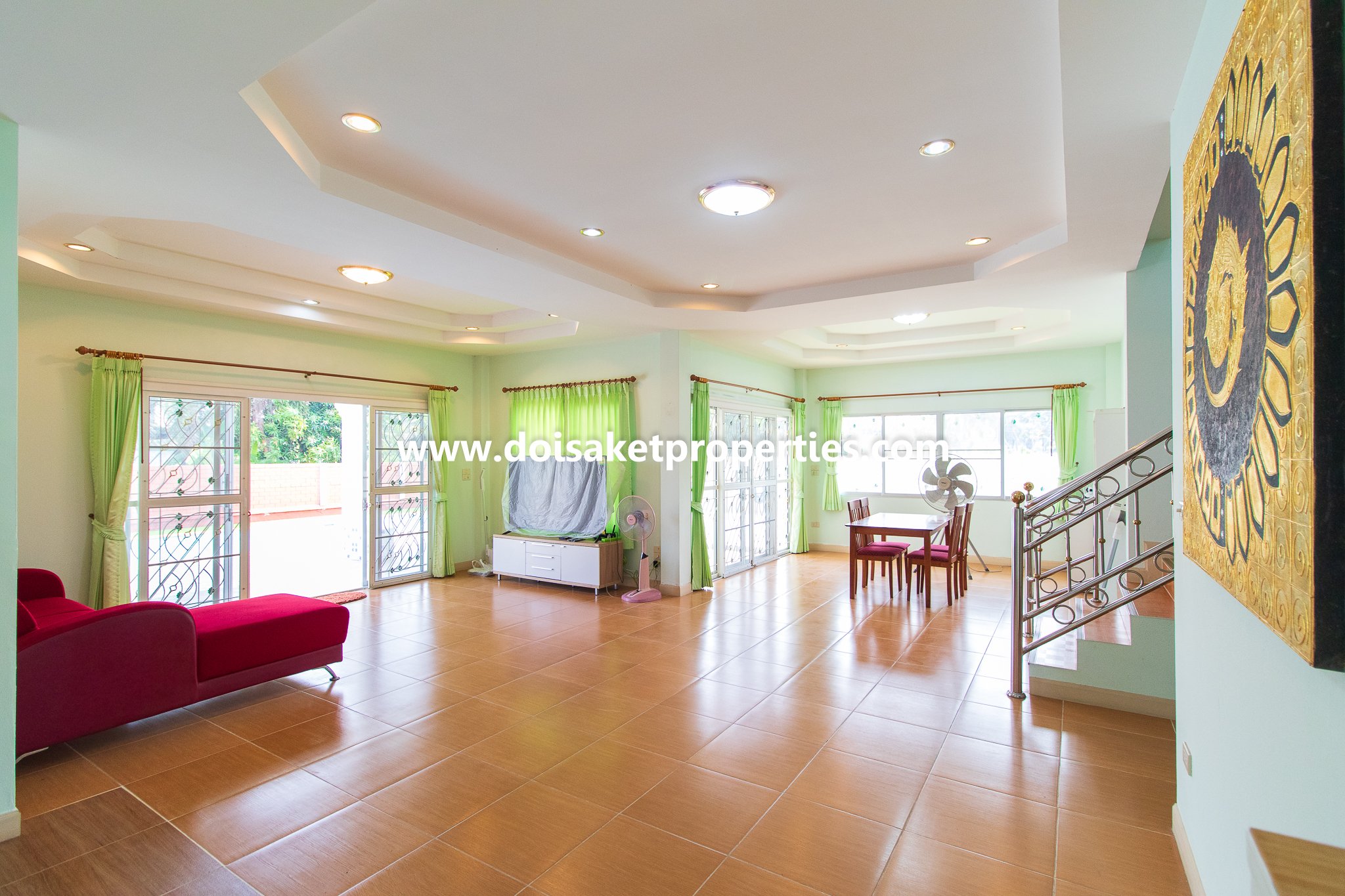 Doi Saket-DSP-(HS349-03) 3-Bedroom Family Home with Swimming Pool for Sale in Talat Kwan