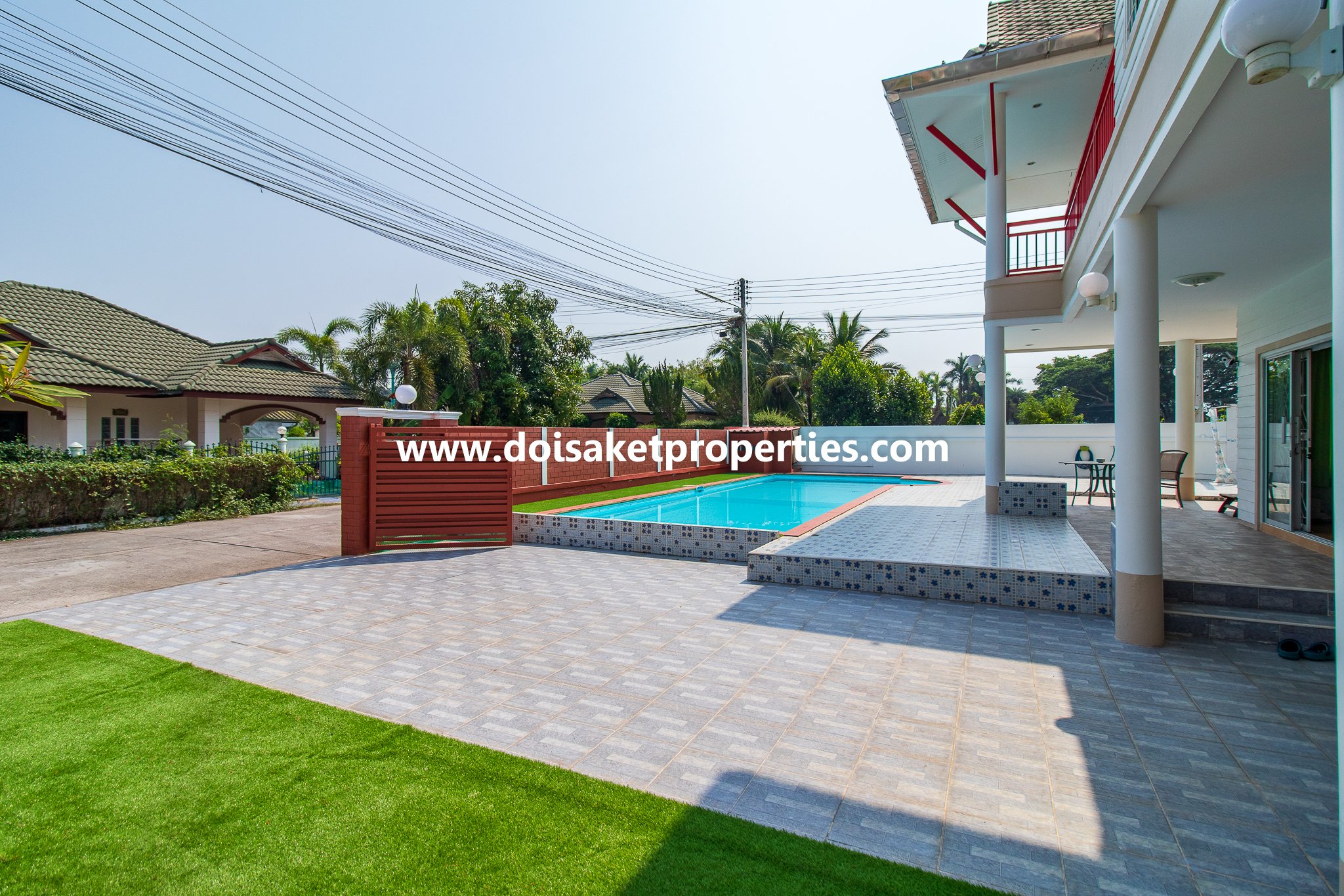 Doi Saket-DSP-(HS349-03) 3-Bedroom Family Home with Swimming Pool for Sale in Talat Kwan