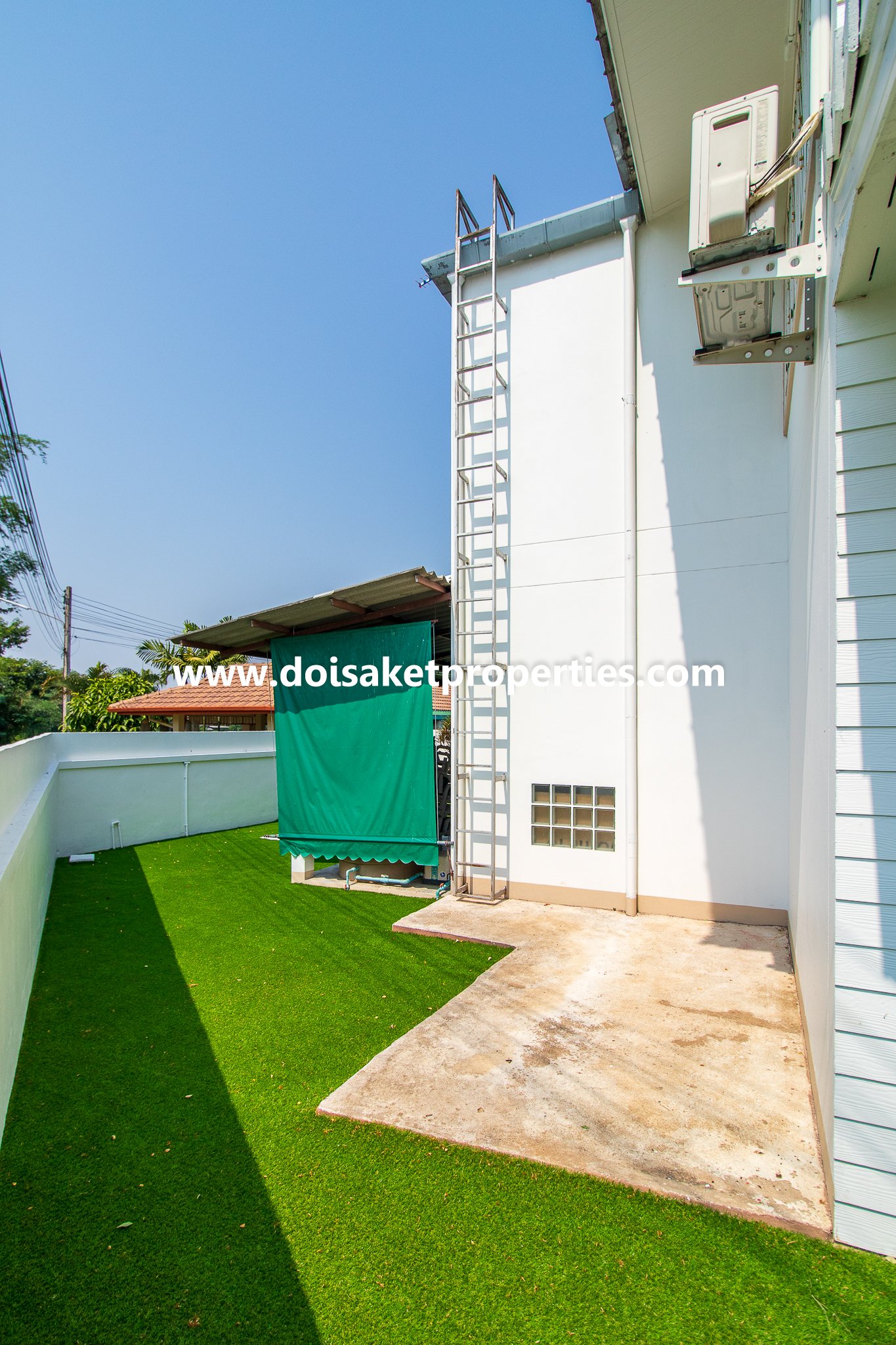 Doi Saket-DSP-(HS349-03) 3-Bedroom Family Home with Swimming Pool for Sale in Talat Kwan