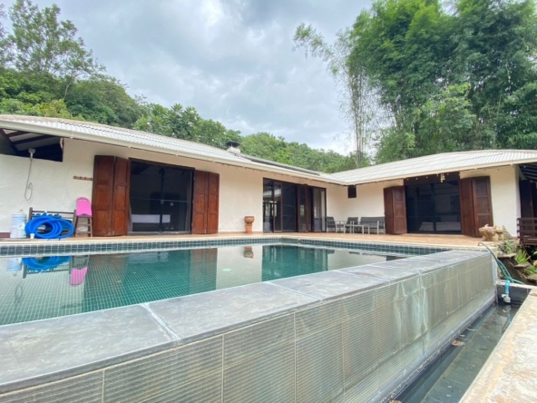 A cozy 3 bed pool villa for rent in Nong Kwai