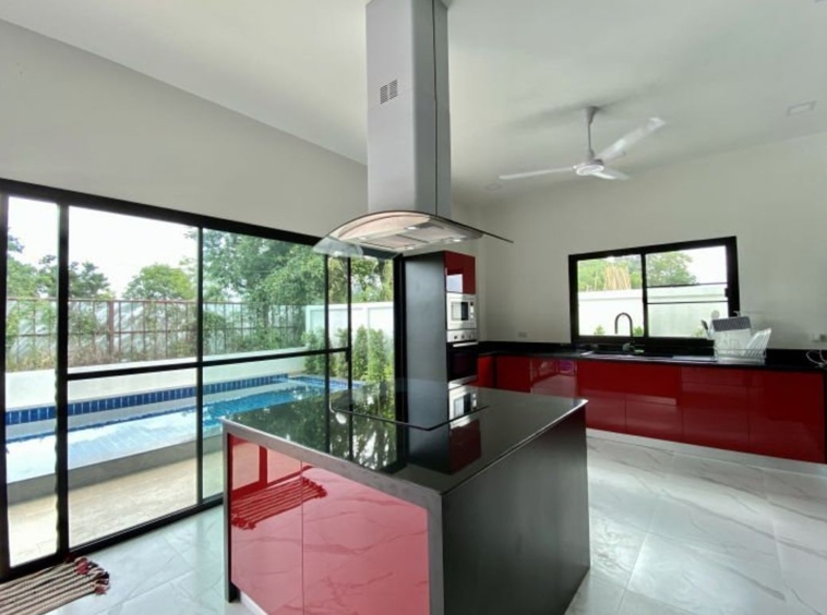 A brand new 4 bed house with pool for rent in Hang Dong-P-PHR607