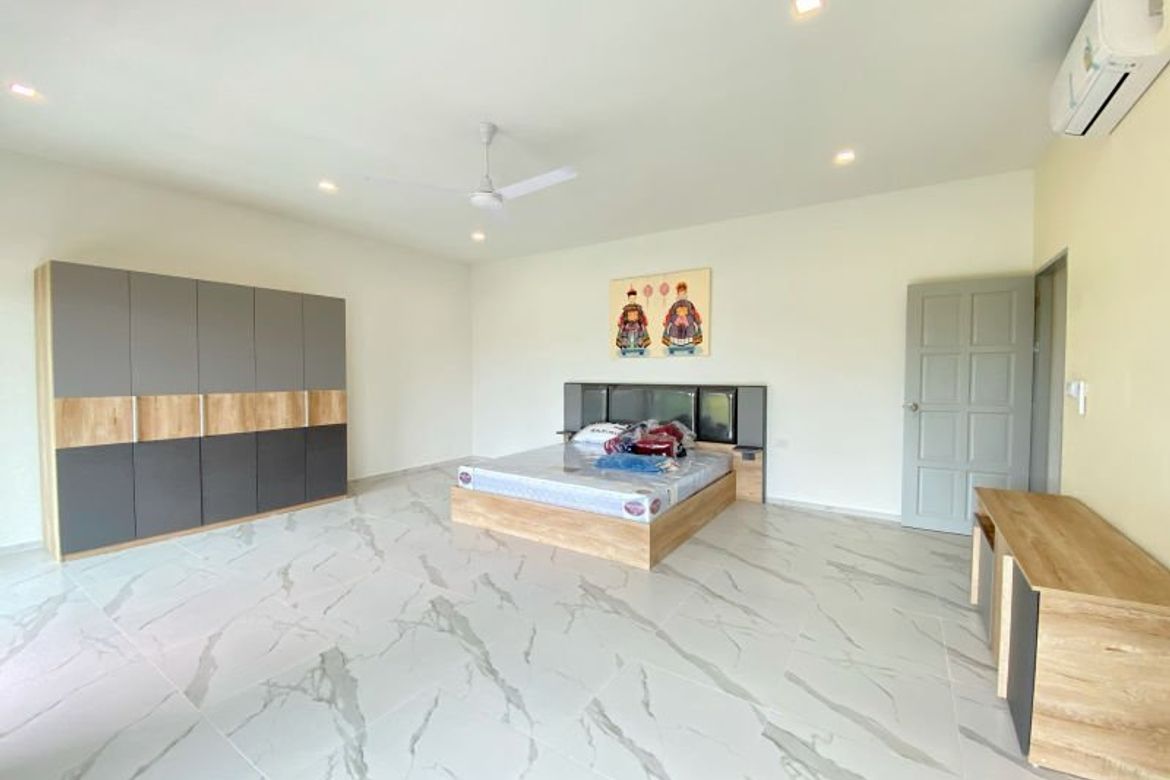 A brand new 4 bed house with pool for rent in Hang Dong-P-PHR607