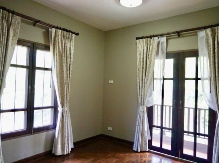 3 bed house for rent in Chang Phuak area