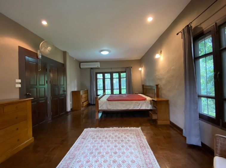 A colonial style 3 bed house for rent in Muang Chiang Mai-P-PHR946