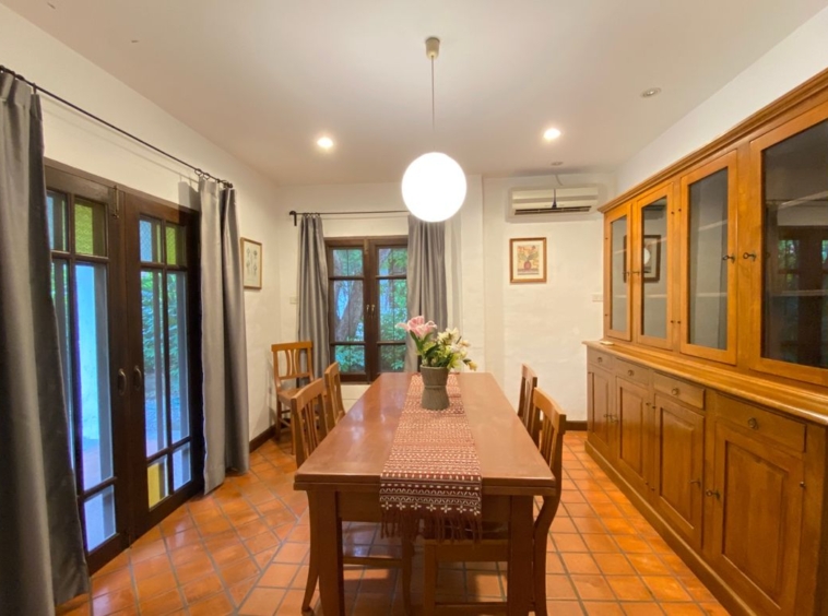 A colonial style 3 bed house for rent in Muang Chiang Mai-P-PHR946