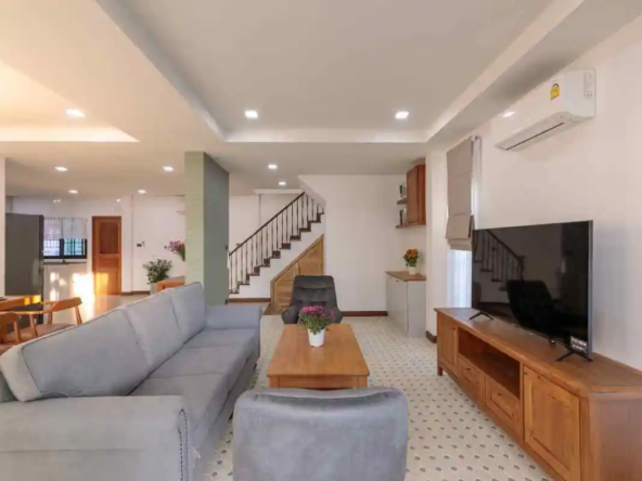 Stunning Pool Villa: House for Sale in Chiang Mai | 7.99M Baht-CMP-278