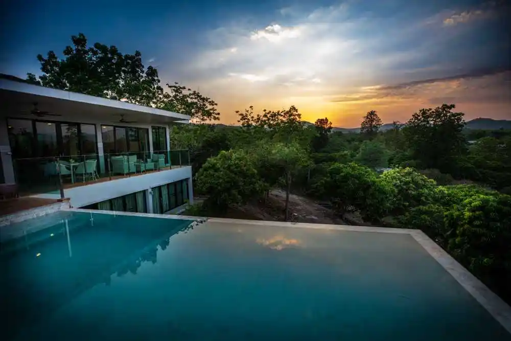 Luxury 5 Bedroom Villa for Sale in Nam Phrae