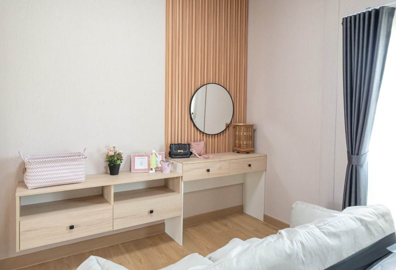 Modern Muji-Style 4 Bed