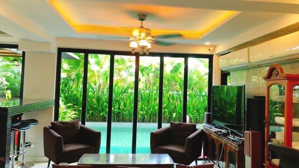 Luxury Pool Villa in San Kamphaeng