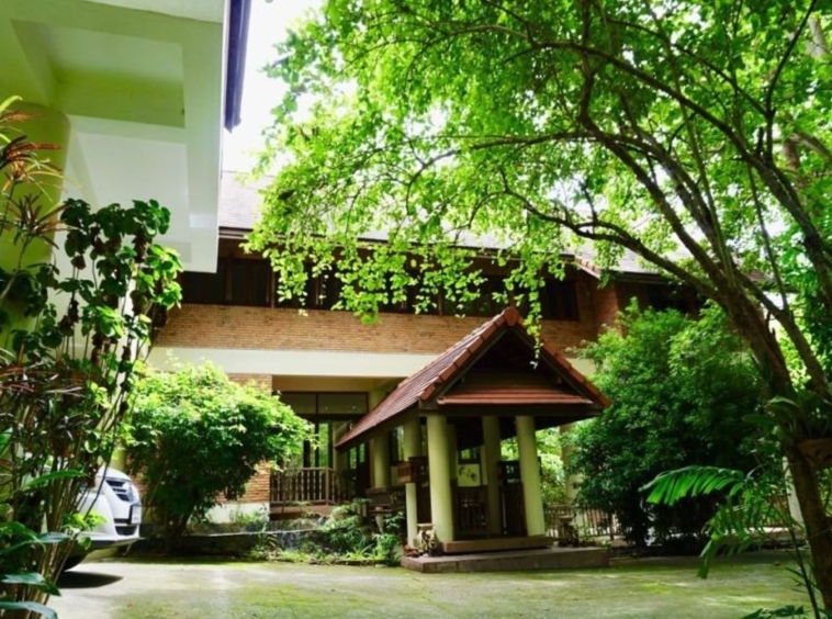 Unique house 3 bed for sale in Doi Saket