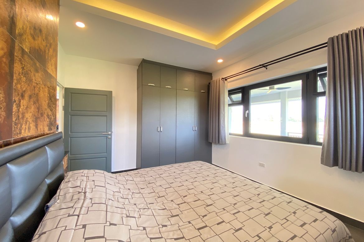 A modern 4 bed house for sale in Doi Saket-P-PHS879