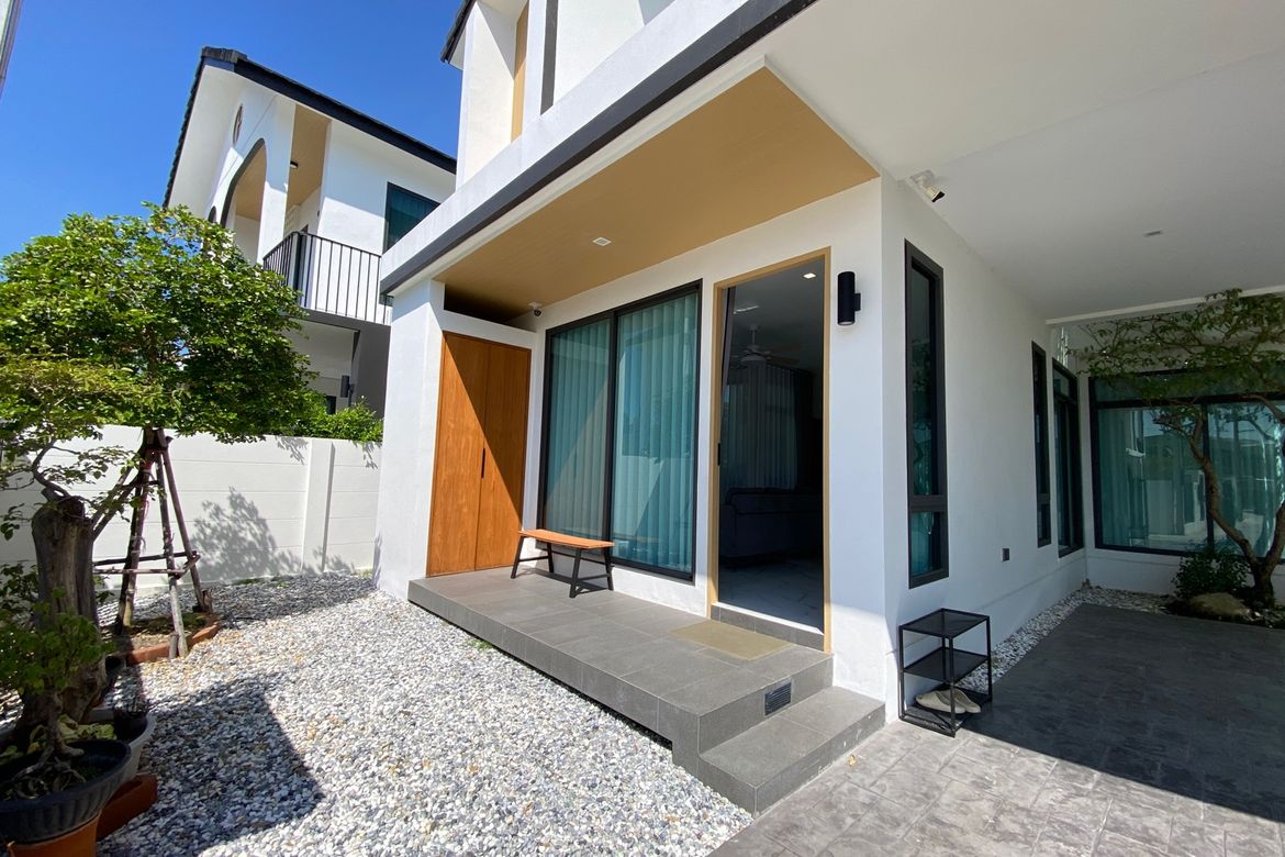 Modern 4 Bedroom House for Sale in Hang Dong-P-PHS1020