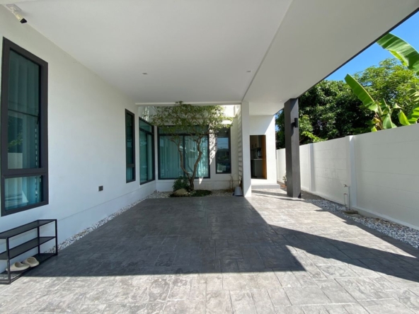 Modern 4 Bedroom House for Sale in Hang Dong-P-PHS1020