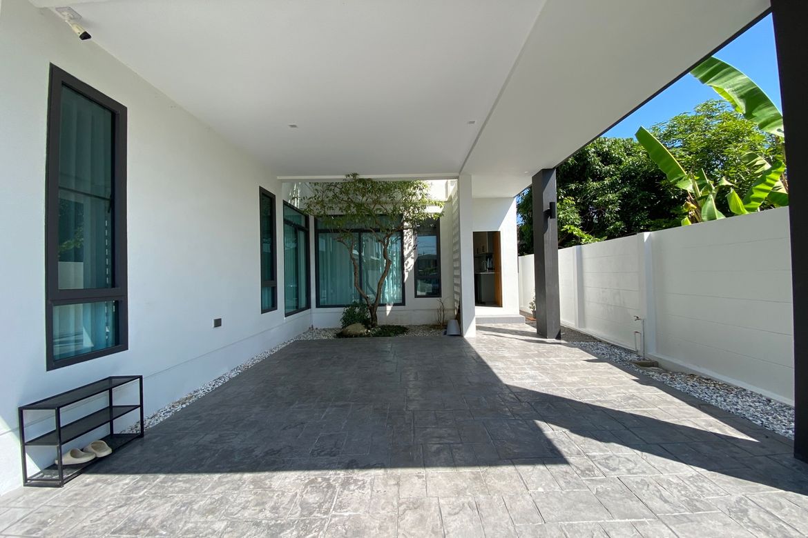 Modern 4 Bedroom House for Sale in Hang Dong-P-PHS1020