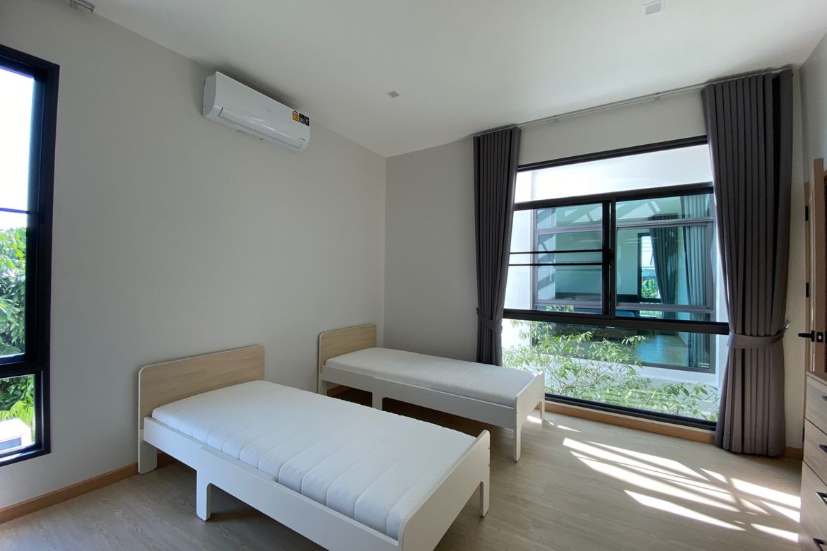 Modern 4 Bedroom House for Sale in Hang Dong-P-PHS1020