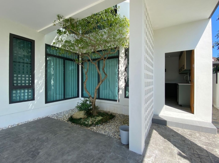 Modern 4 Bedroom House for Sale in Hang Dong-P-PHS1020