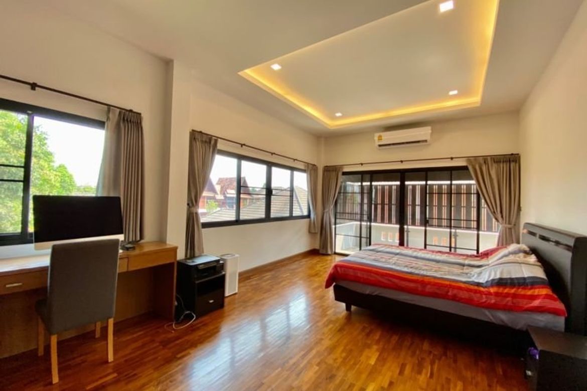 4 bed house for sale in Hang Dong