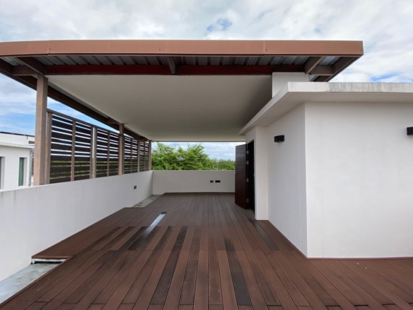 4 Bed modern house for sale in Hang Dong Chiang Mai-P-PHS847