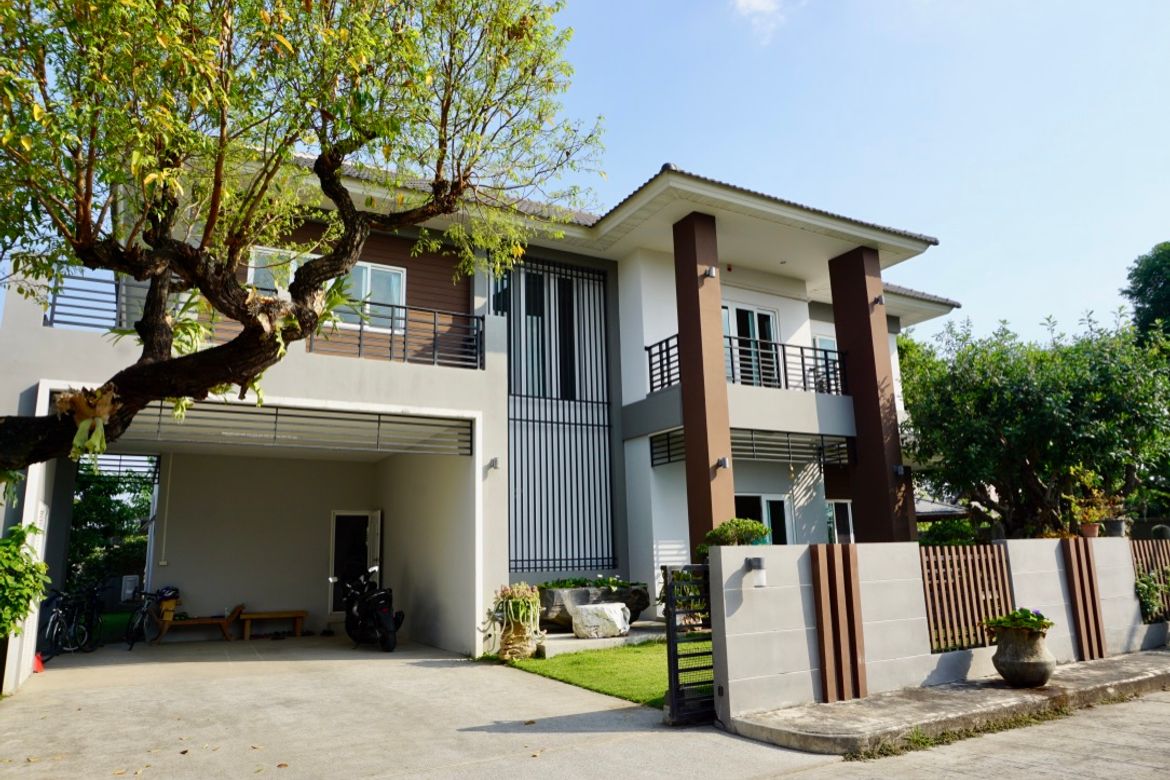 A nice family home for sale in Hang Dong