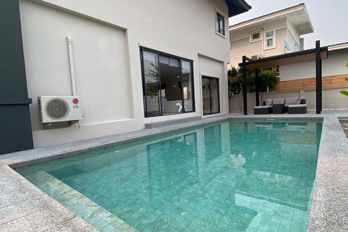 A modern house 3 bed with private pool for sale in Hang Dong