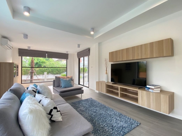 A modern house 3 bed with private pool for sale in Hang Dong