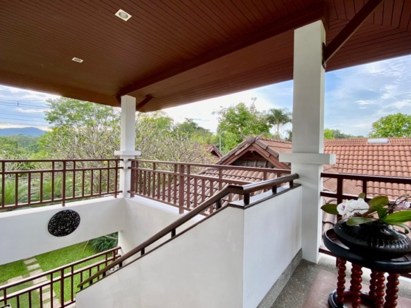 Colonial House by the Golf Course for sale in Mae On