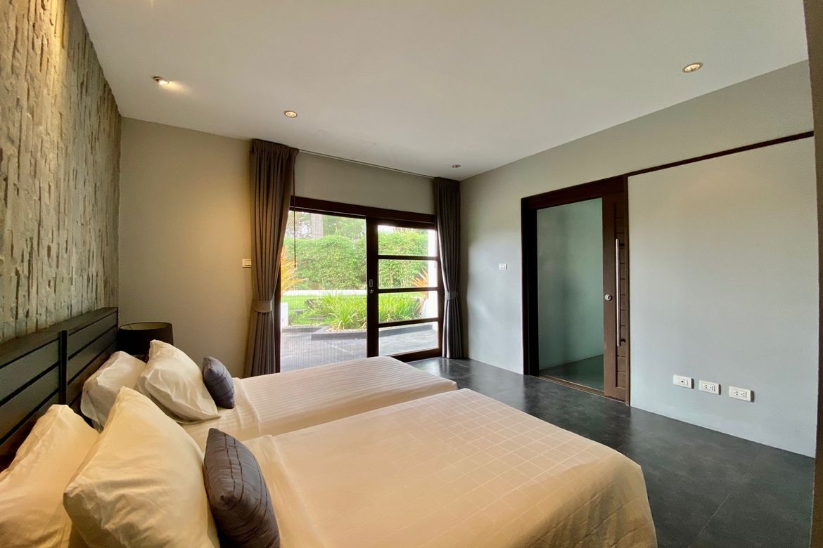 Luxury pool villa for sale in Mae Rim-P-PHR620