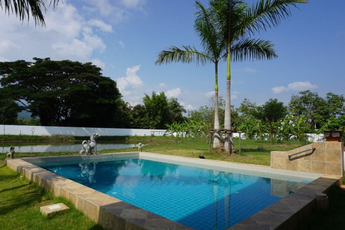 A 5-6 bedrooms villa with private pool for sale in Mae Rim