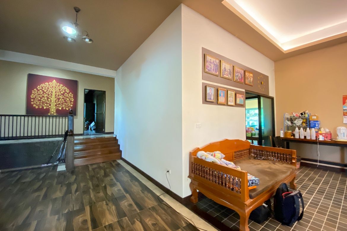 4 bed house for sale in Mae Rim