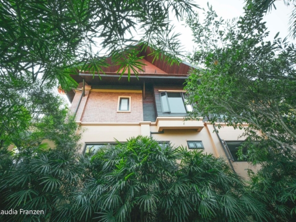 Unique villa with 2 bed for sale in Mae Rim-P-PHS943