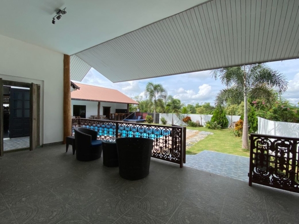 A pool villa 4 bed for sale in Mae Tang