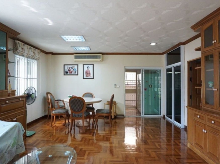 2 houses with 5 bedrooms for sale in Muang Chiang Mai-P-PHS404