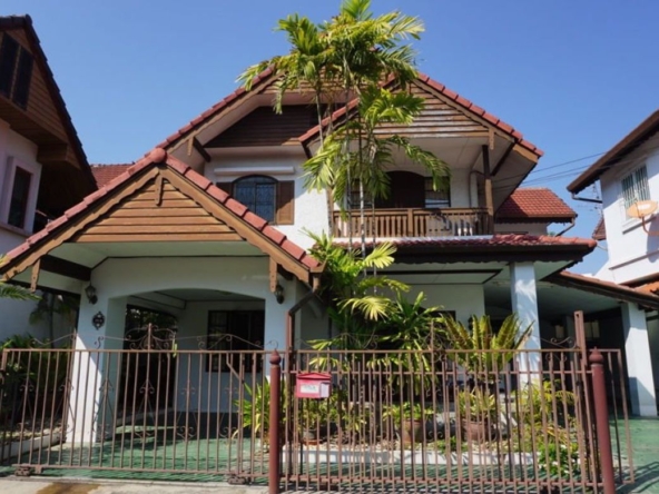 2 houses with 5 bedrooms for sale in Muang Chiang Mai-P-PHS404