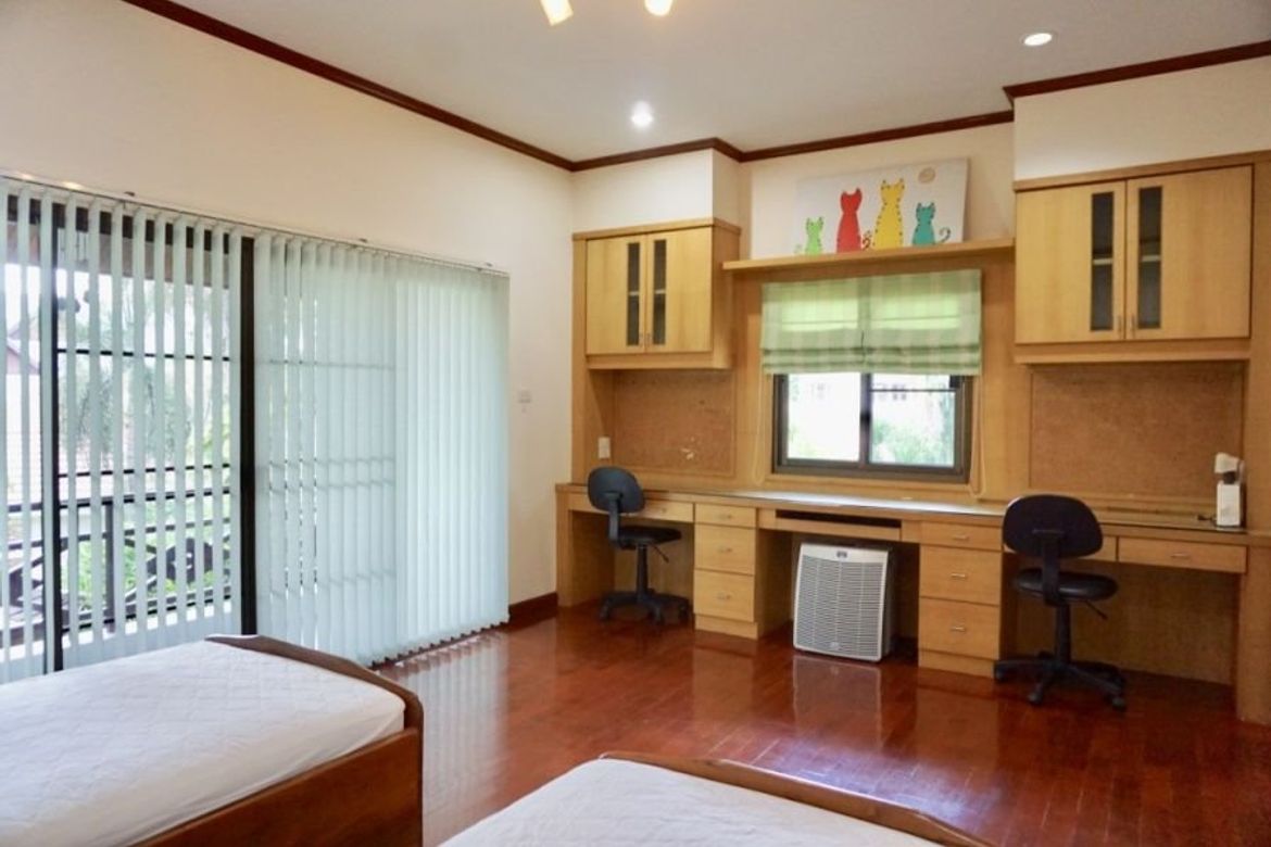 5 Bed house for sale in Muang Chiang Mai-P-PHS440