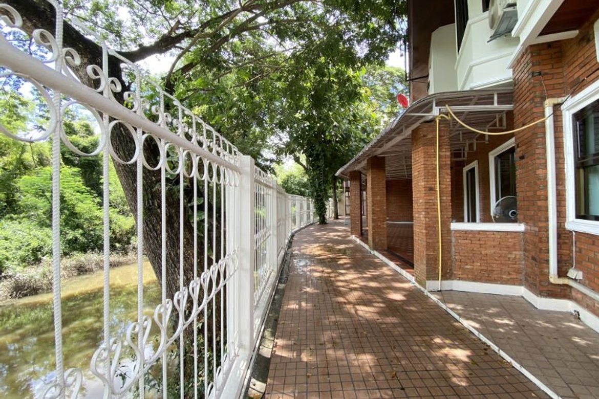 5 Bed house for sale in Muang Chiang Mai-P-PHS440