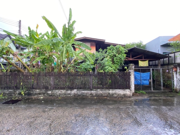 A land with house for sale in Muang Chiang Mai-P-PHS748