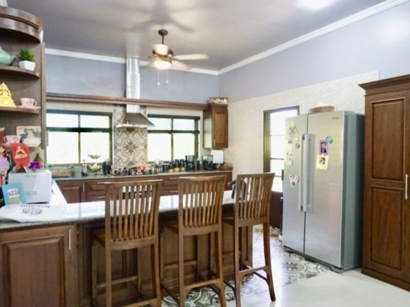 Charming one storey house with pool for sale in Sankhampeang