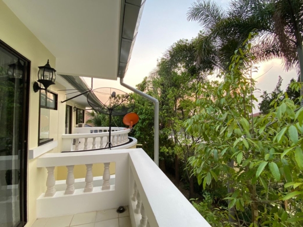 4 Bed house for sale in San Khampeang